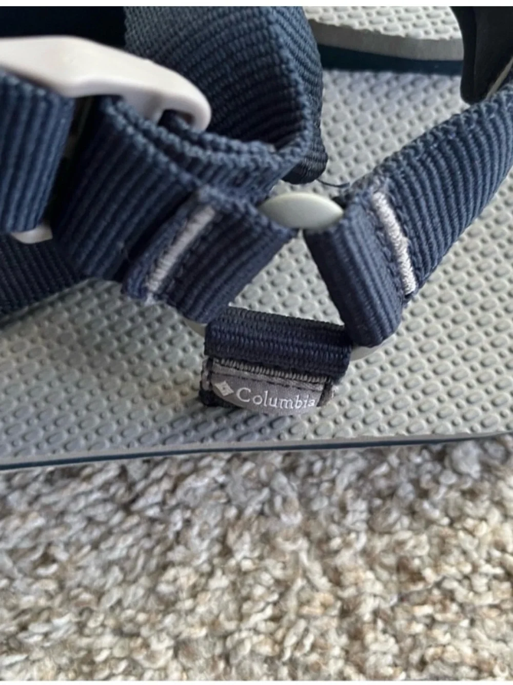 Columbia Men’s Size 11 Strap Sandals Navy Blue
